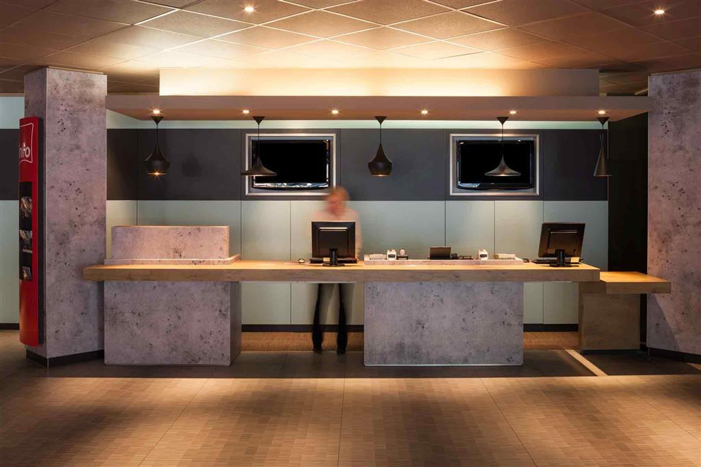 Ibis Hotel Koeln Airport Exterior photo