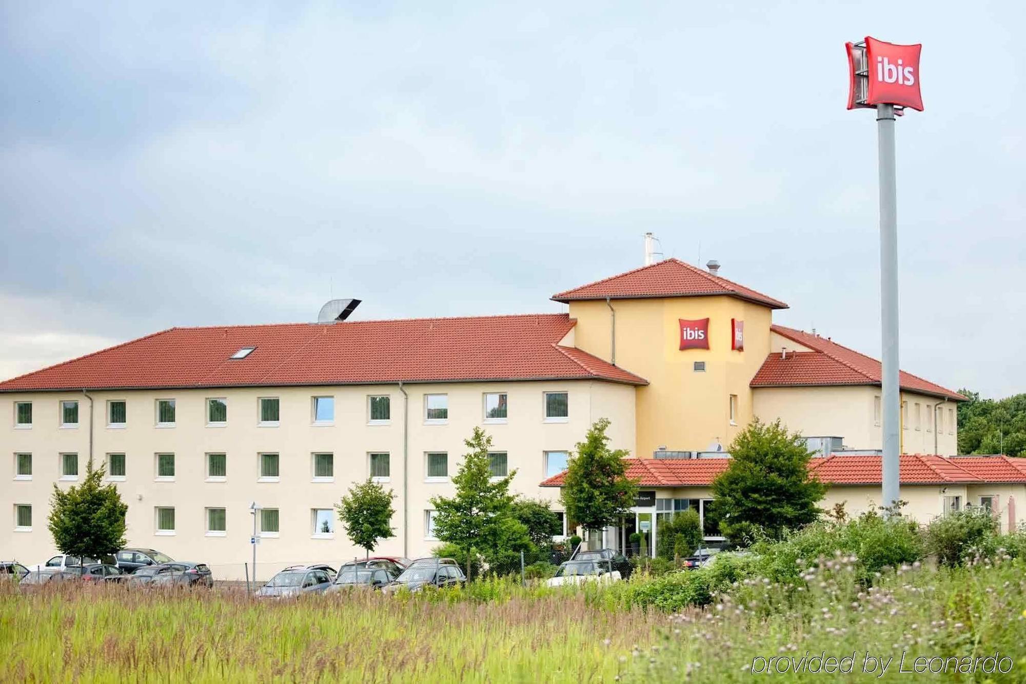 Ibis Hotel Koeln Airport Exterior photo
